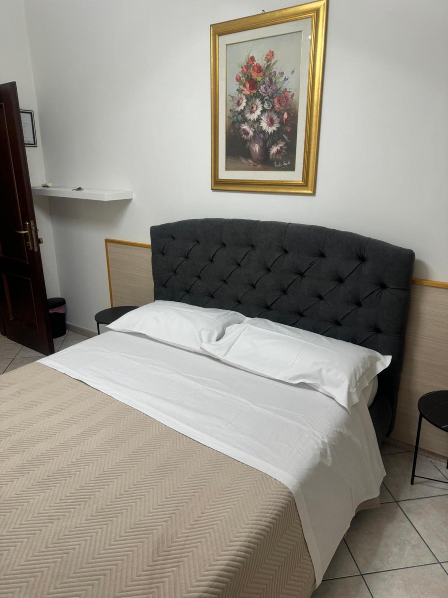 Appartamento Larisarooms Rom Exteriör bild