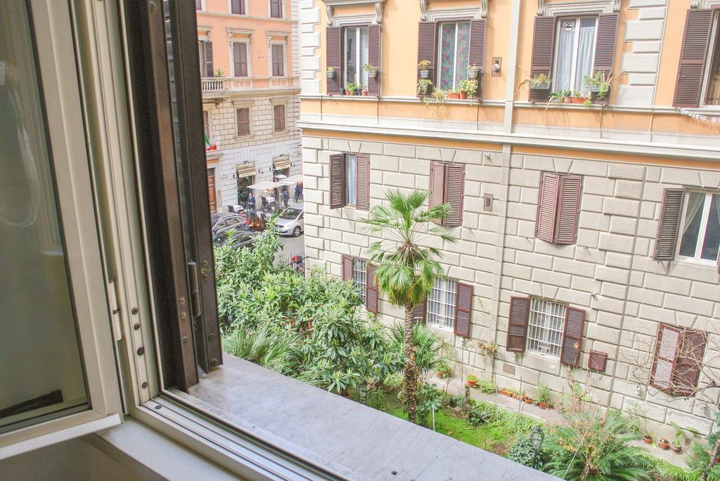 Appartamento Larisarooms Rom Exteriör bild